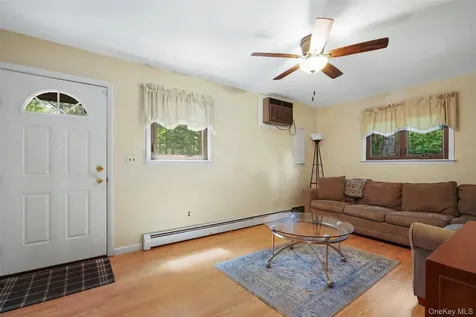90 Timberlane Court Yorktown Heights NY 10598