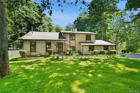 90 Timberlane Court Yorktown Heights NY 10598