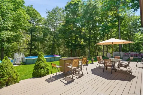 90 Timberlane Court Yorktown Heights NY 10598