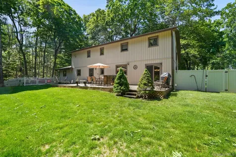 90 Timberlane Court Yorktown Heights NY 10598