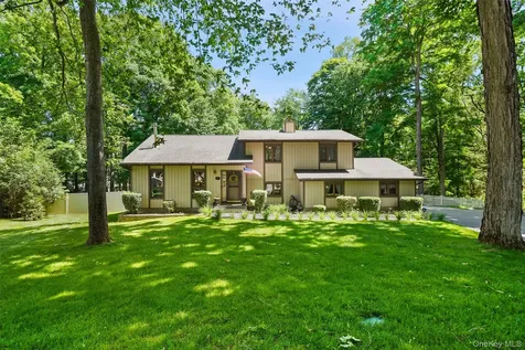 90 Timberlane Court Yorktown Heights NY 10598