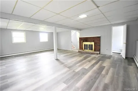 158 Sycamore Drive New Windsor NY 12553