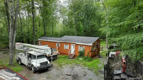 181 Oakridge Road Greenfield Park NY 12435