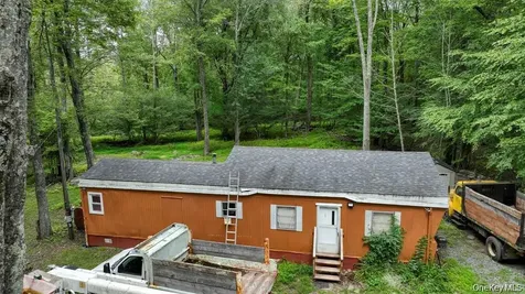 181 Oakridge Road Greenfield Park NY 12435