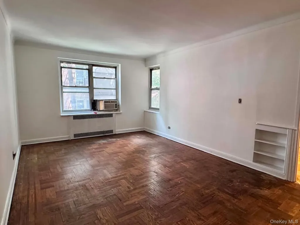 143-07 Sanford Avenue Flushing NY 11355