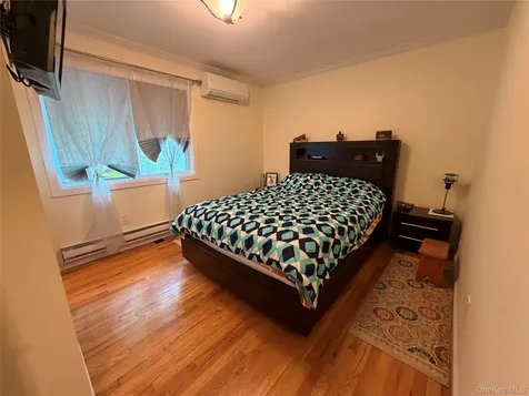 8 Peter Way Kiamesha Lake NY 12751
