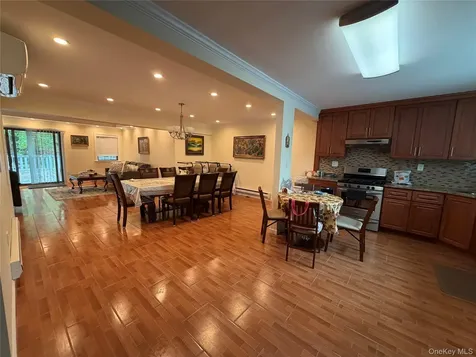 8 Peter Way Kiamesha Lake NY 12751