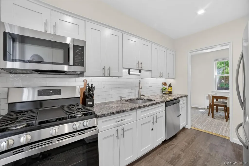 17 Fieldstone Drive Hartsdale NY 10530