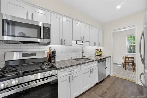 17 Fieldstone Drive Hartsdale NY 10530