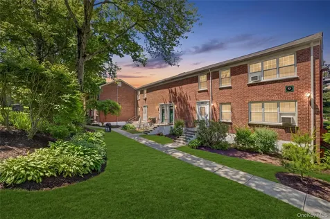 17 Fieldstone Drive Hartsdale NY 10530