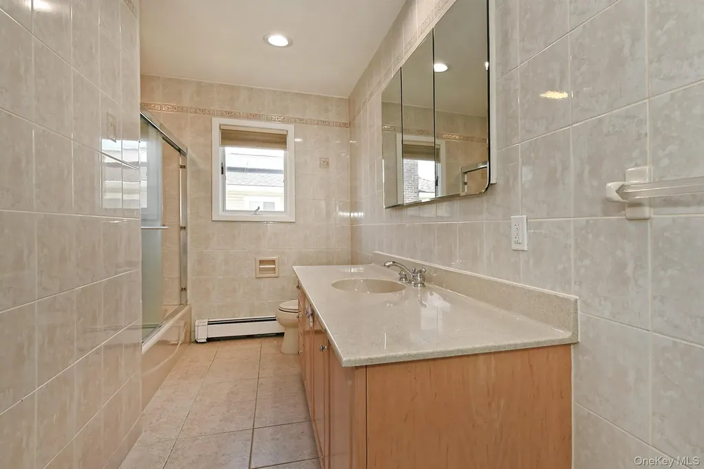 44 Derby Avenue Greenlawn NY 11740