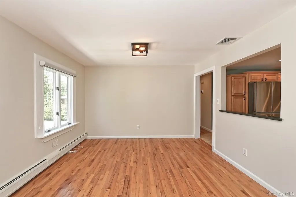 44 Derby Avenue Greenlawn NY 11740