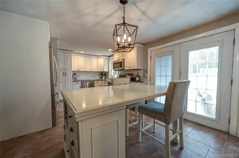 4 Country Greens Drive Holtsville NY 11742