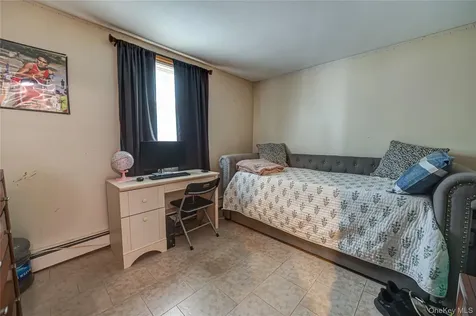 4 Country Greens Drive Holtsville NY 11742