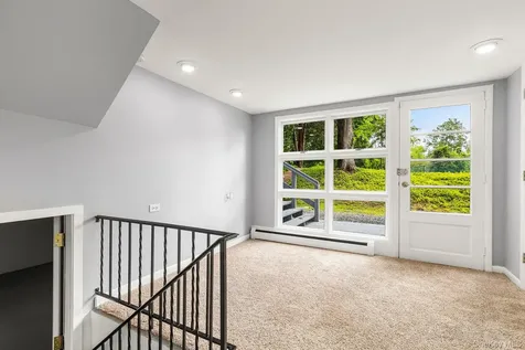 31 Old Farms Road Poughkeepsie NY 12603