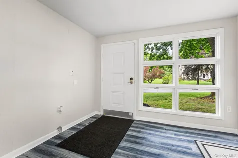 31 Old Farms Road Poughkeepsie NY 12603