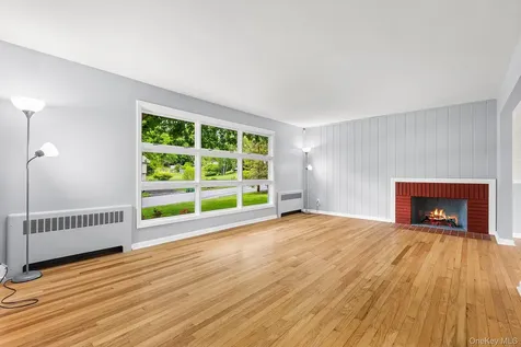 31 Old Farms Road Poughkeepsie NY 12603