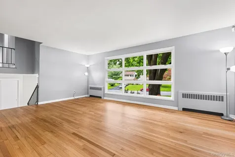 31 Old Farms Road Poughkeepsie NY 12603