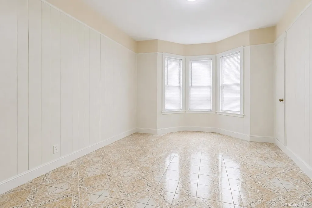 123 Oliver Avenue Yonkers NY 10701