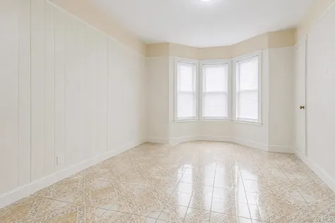 123 Oliver Avenue Yonkers NY 10701