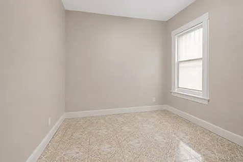 123 Oliver Avenue Yonkers NY 10701