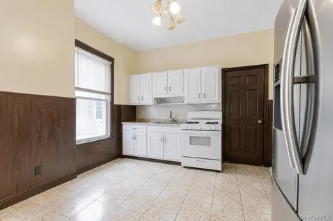 123 Oliver Avenue Yonkers NY 10701