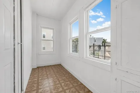 123 Oliver Avenue Yonkers NY 10701