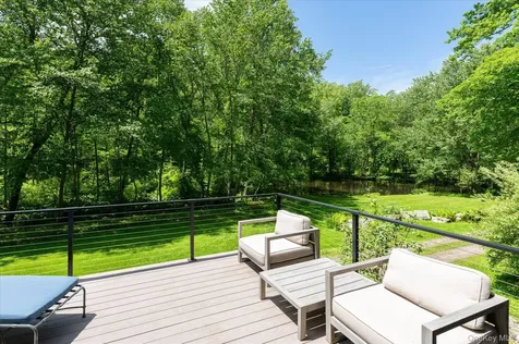 143 E Middle Patent Road Bedford NY 10506