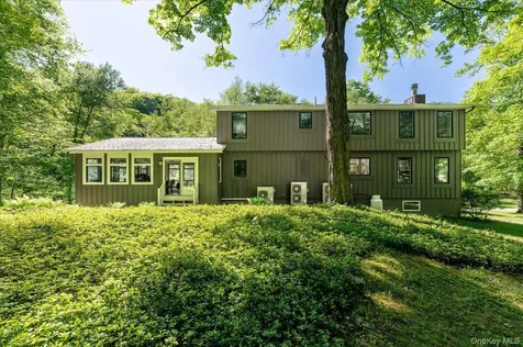 143 E Middle Patent Road Bedford NY 10506