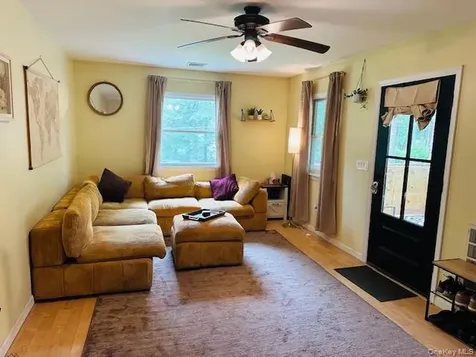 15 Roanoke Road Patterson NY 12563