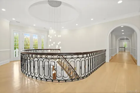 4 Cowdray Park Drive Armonk NY 10504