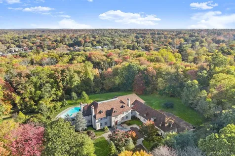 4 Cowdray Park Drive Armonk NY 10504