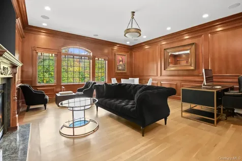 4 Cowdray Park Drive Armonk NY 10504