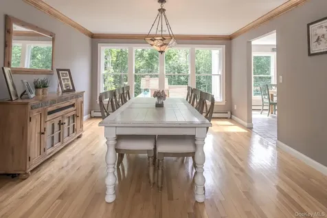 102 Beverly Road Chester NY 10918