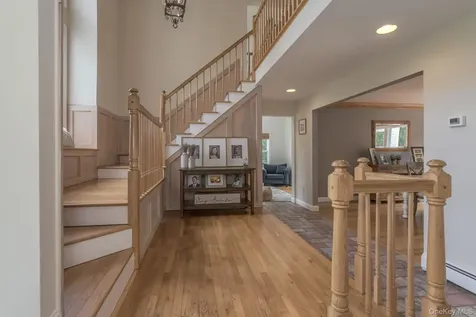 102 Beverly Road Chester NY 10918