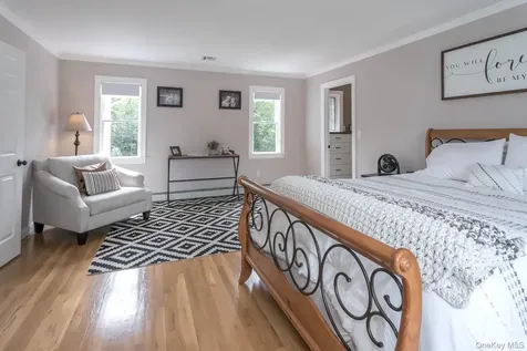 102 Beverly Road Chester NY 10918