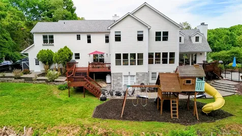 102 Beverly Road Chester NY 10918