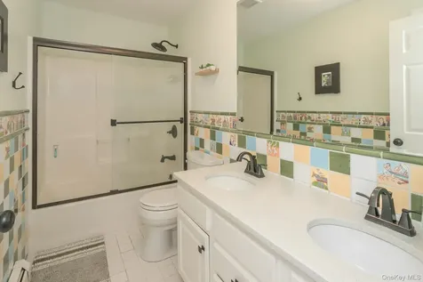 102 Beverly Road Chester NY 10918