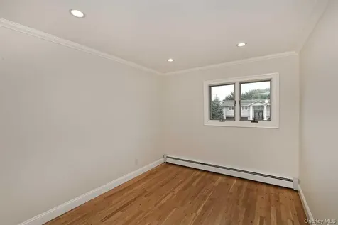 107 Beverly Road Massapequa NY 11758