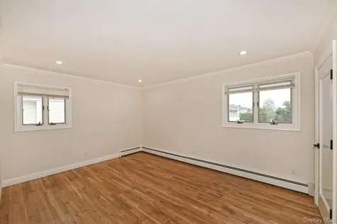 107 Beverly Road Massapequa NY 11758