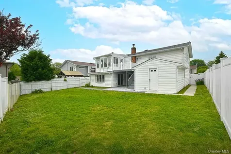 107 Beverly Road Massapequa NY 11758