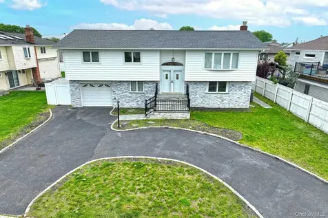 107 Beverly Road Massapequa NY 11758