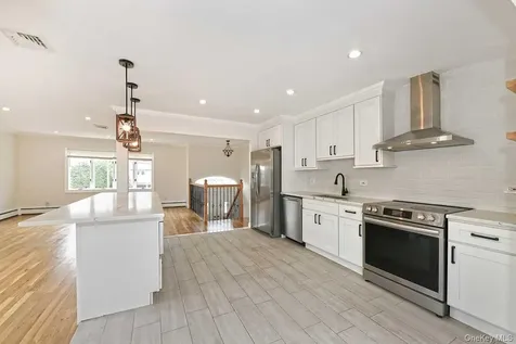 107 Beverly Road Massapequa NY 11758