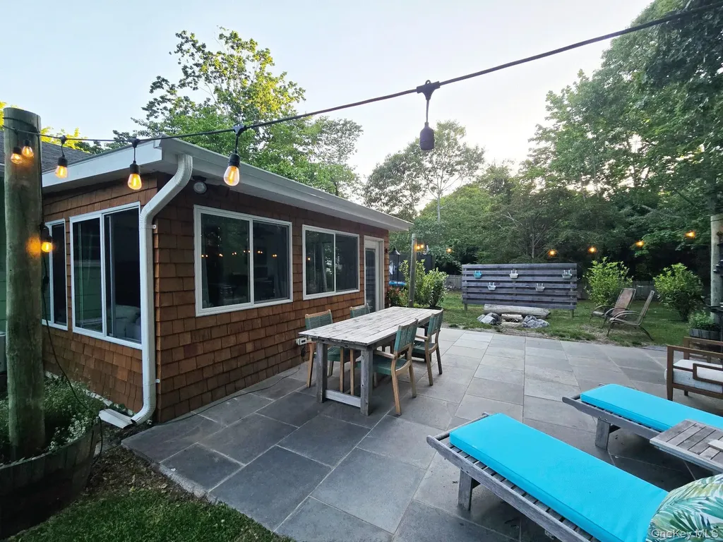 8 Hill Street E Wading River NY 11792