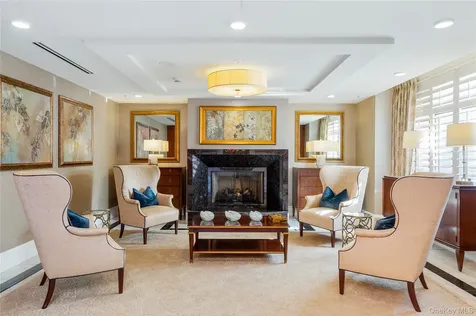 5000 Royal Court North Hills NY 11040
