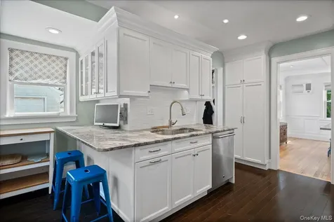 367 Old Mamaroneck Road White Plains NY 10605