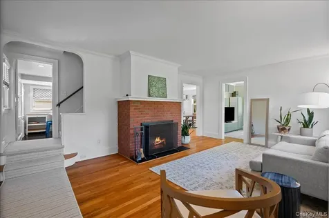 367 Old Mamaroneck Road White Plains NY 10605