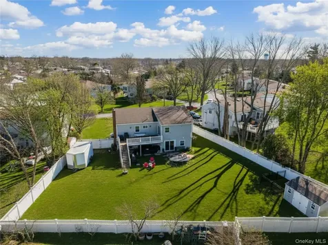 7 Dunhill Road Manhasset Hills NY 11040
