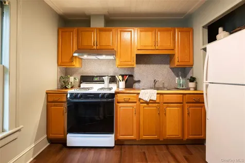 102 Clifton Avenue Kingston NY 12401
