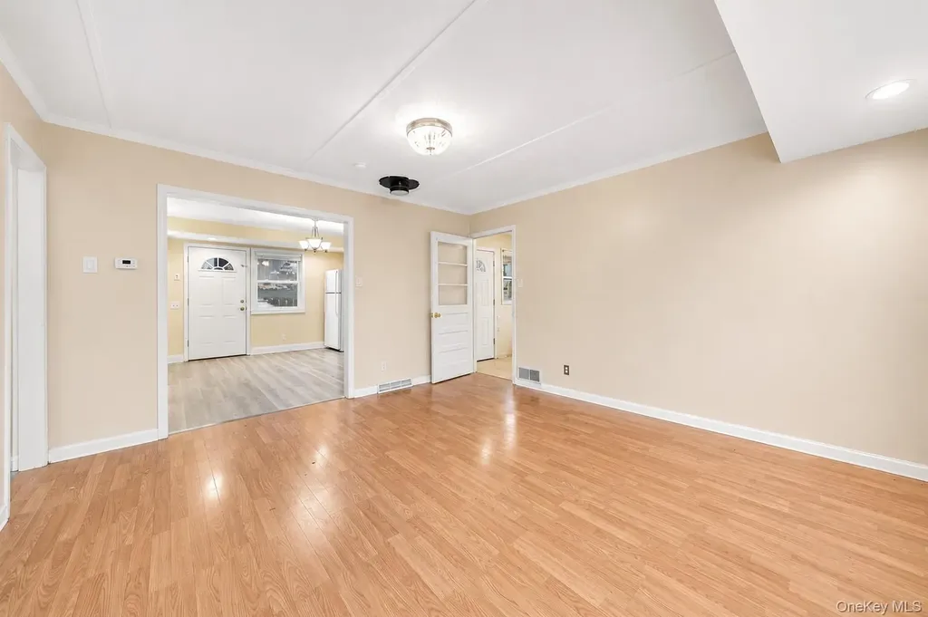 2 Poplar Trail Monroe NY 10950